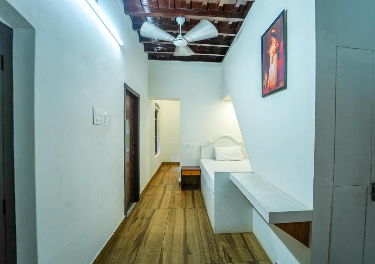 Pop Tavern Kovalam Beach Villa By Voye Homes المظهر الخارجي الصورة