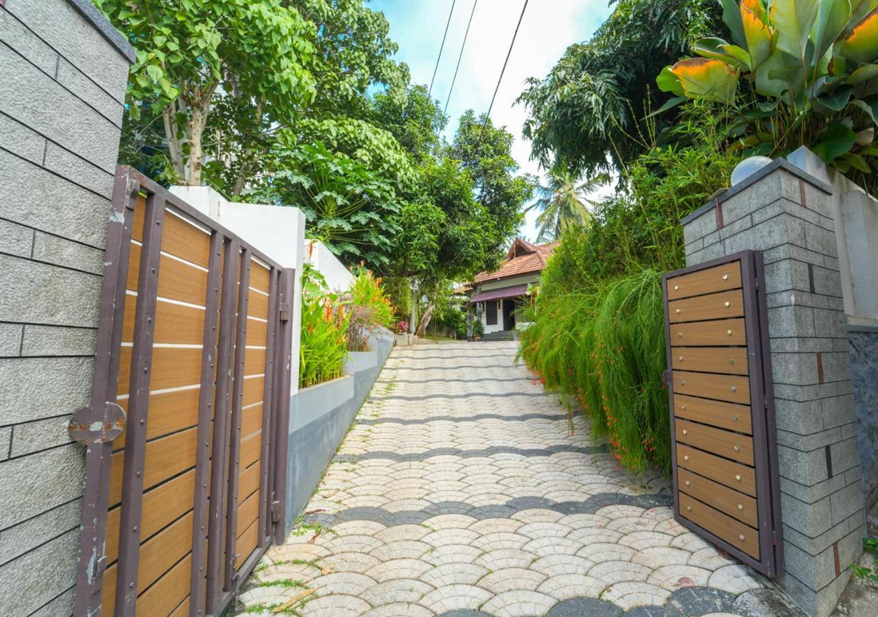 Pop Tavern Kovalam Beach Villa By Voye Homes المظهر الخارجي الصورة