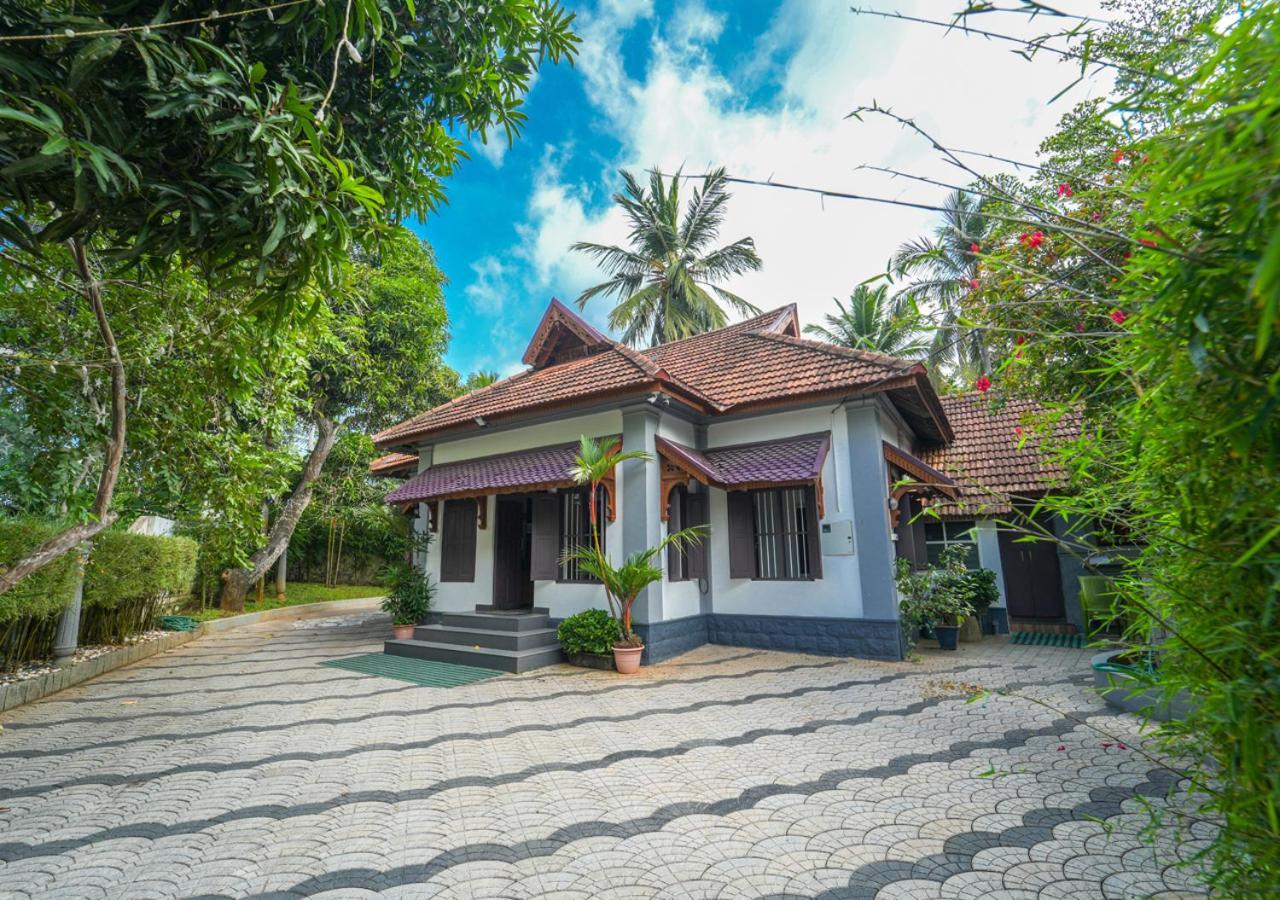 Pop Tavern Kovalam Beach Villa By Voye Homes المظهر الخارجي الصورة