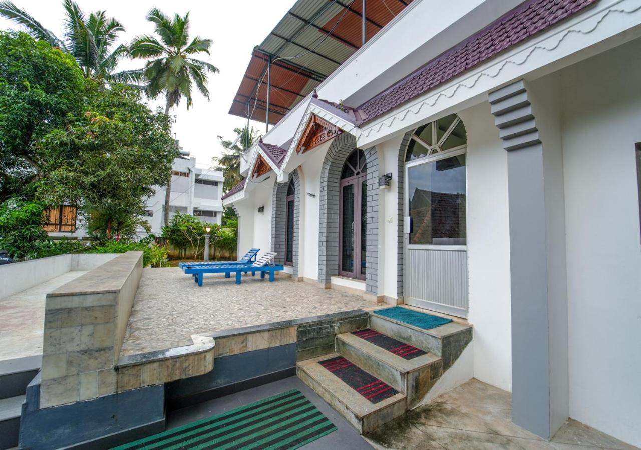Pop Tavern Kovalam Beach Villa By Voye Homes المظهر الخارجي الصورة