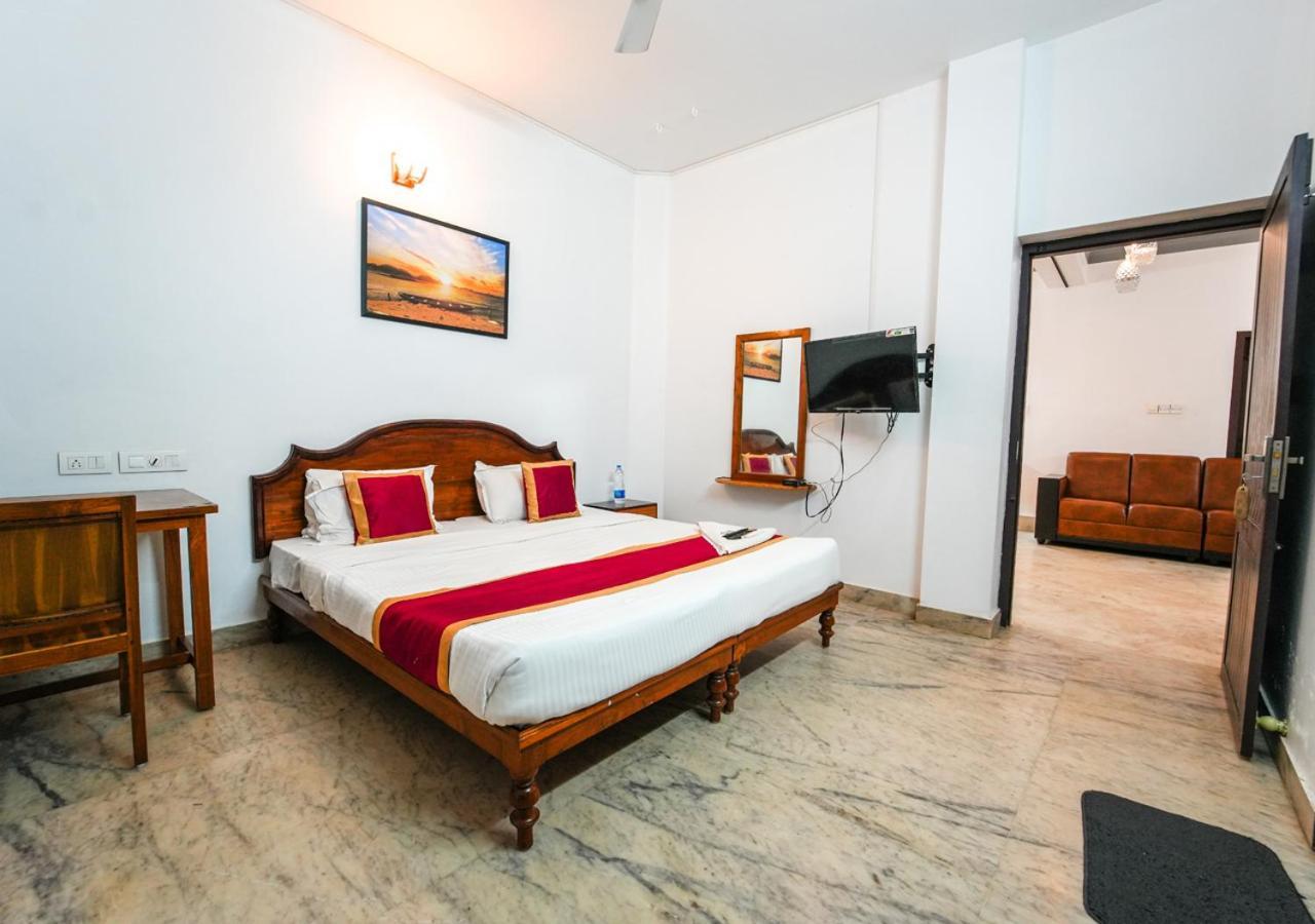 Pop Tavern Kovalam Beach Villa By Voye Homes المظهر الخارجي الصورة